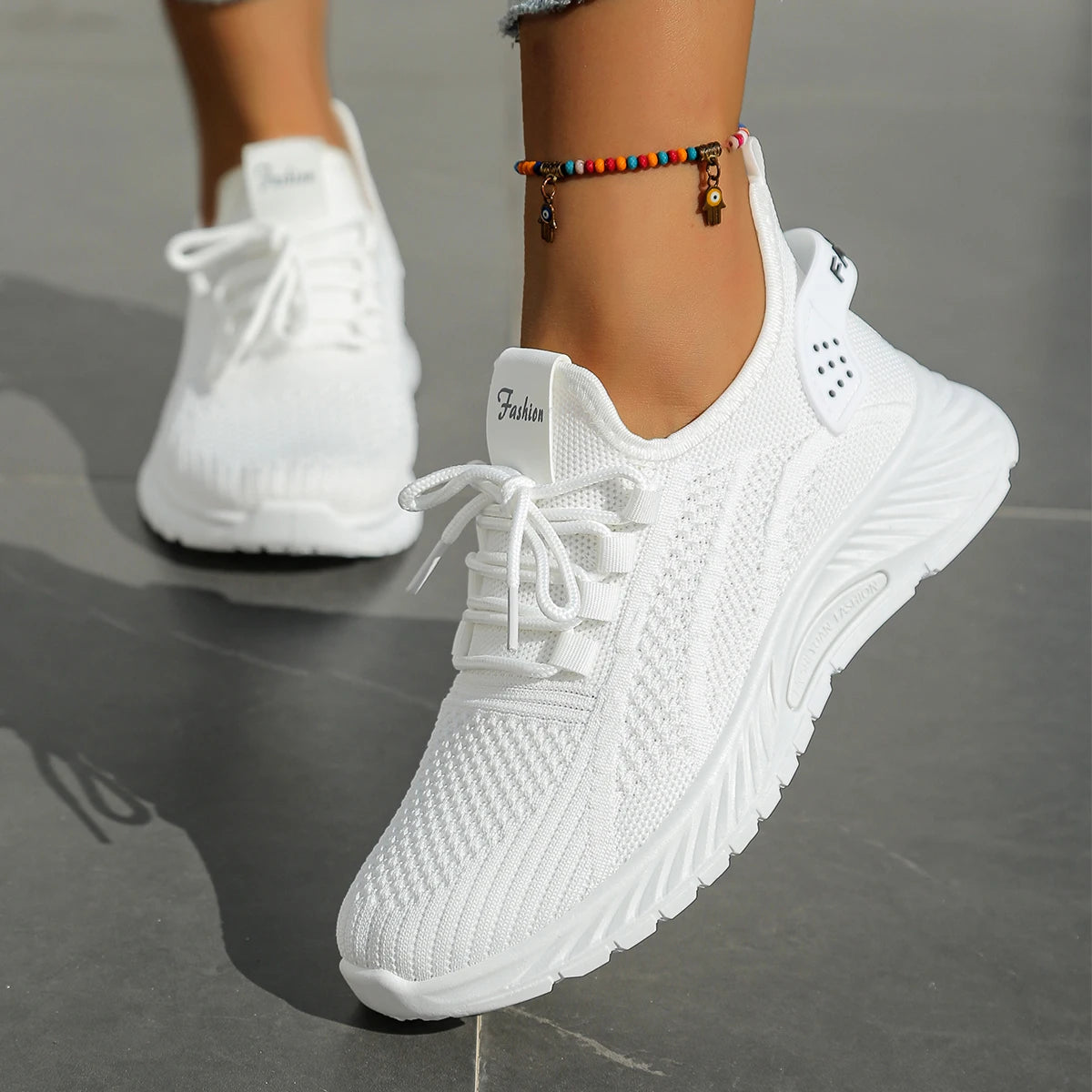Tênis feminino casual outono 2025, nova moda, calçado esportivo de lazer, atacado, fábrica internacional, tendência, tecido fly.
