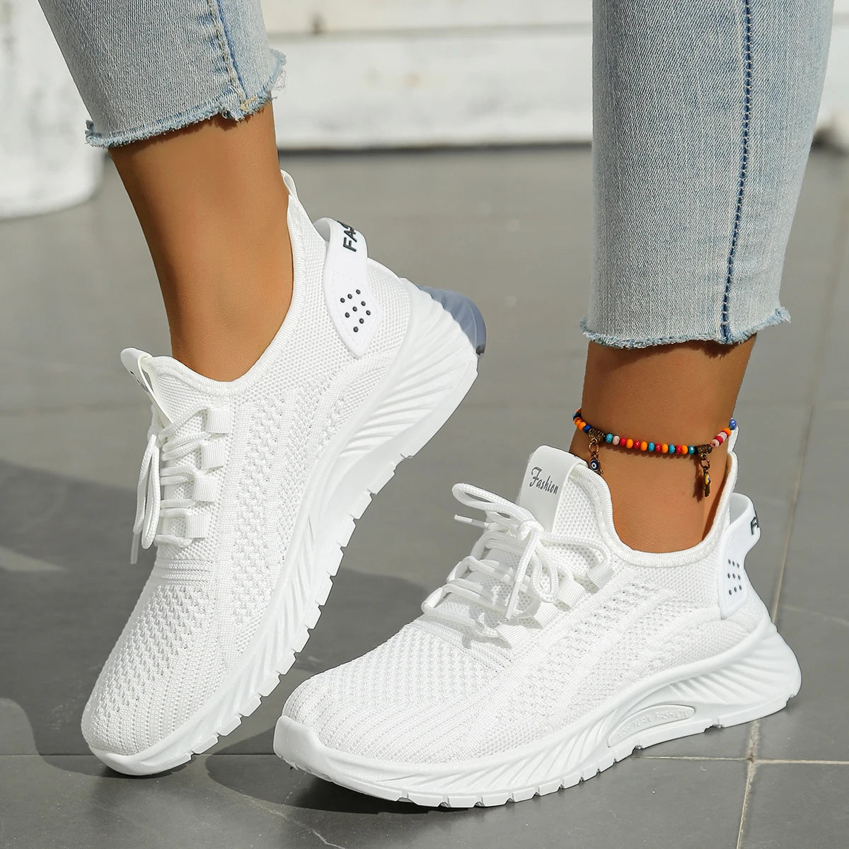 Tênis feminino casual outono 2025, nova moda, calçado esportivo de lazer, atacado, fábrica internacional, tendência, tecido fly.
