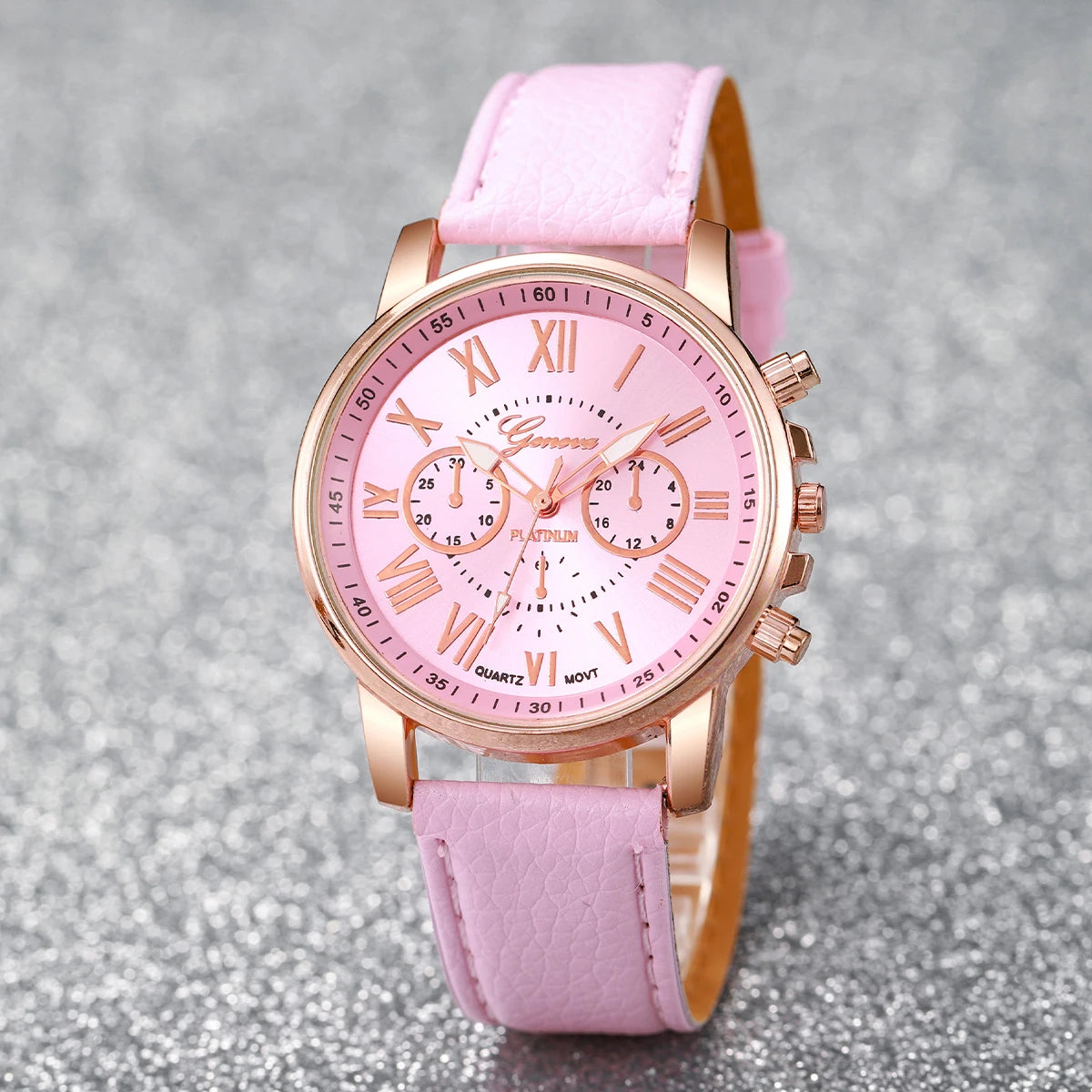 Conjunto de 5/6 Relógios de Pulso Analógicos Femininos de Quartzo com Pulseira de Couro e Detalhe de Coração com Strass (Sem Caixa)