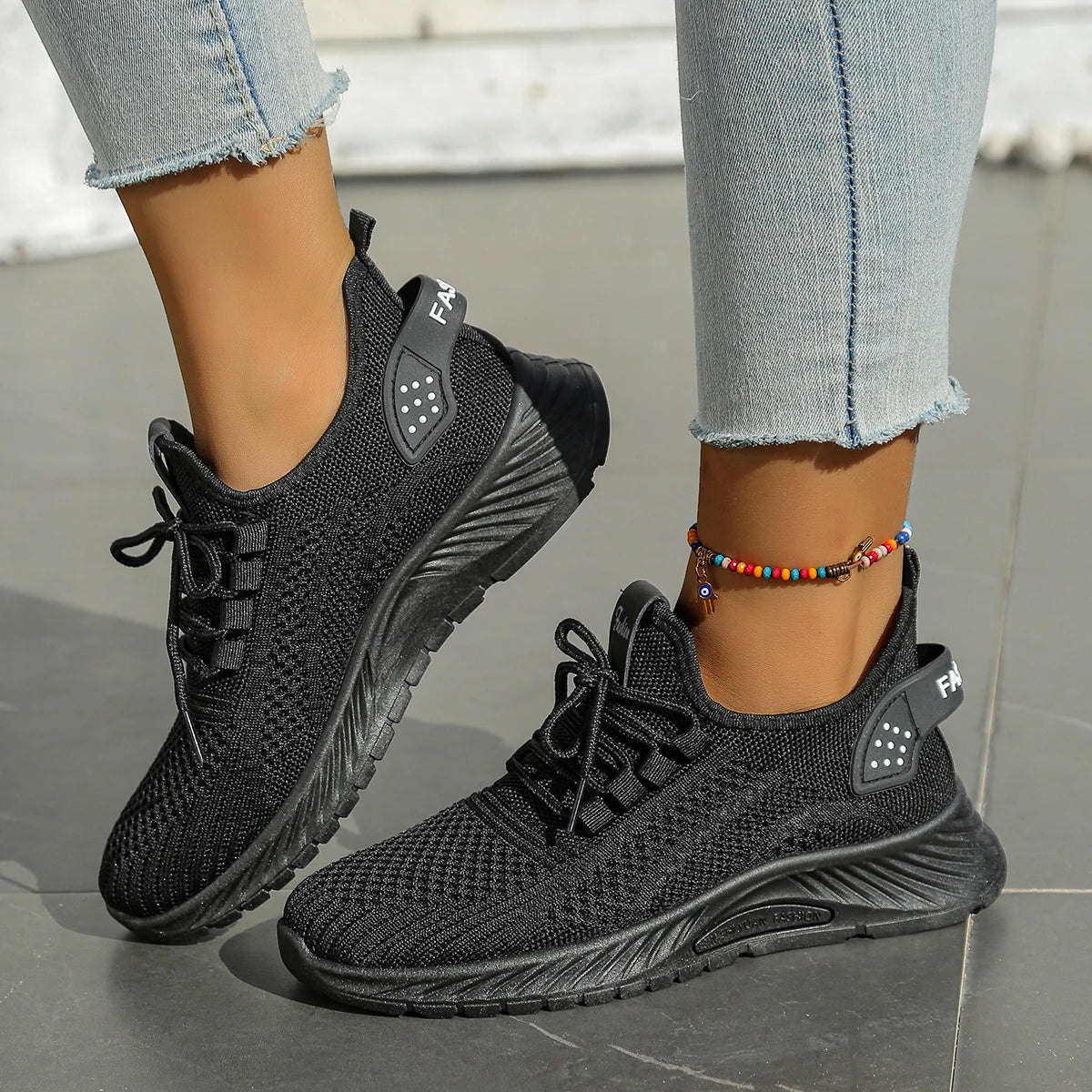 Tênis feminino casual outono 2025, nova moda, calçado esportivo de lazer, atacado, fábrica internacional, tendência, tecido fly.
